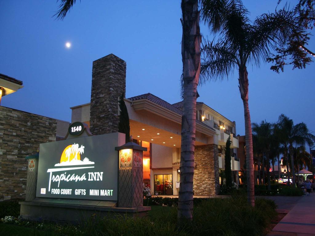 Tropicana Inn & Suites Anaheim Eksteriør billede