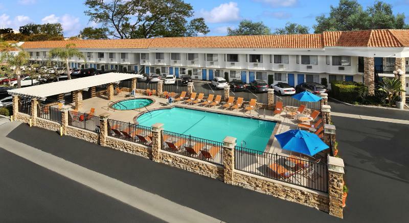 Tropicana Inn & Suites Anaheim Eksteriør billede
